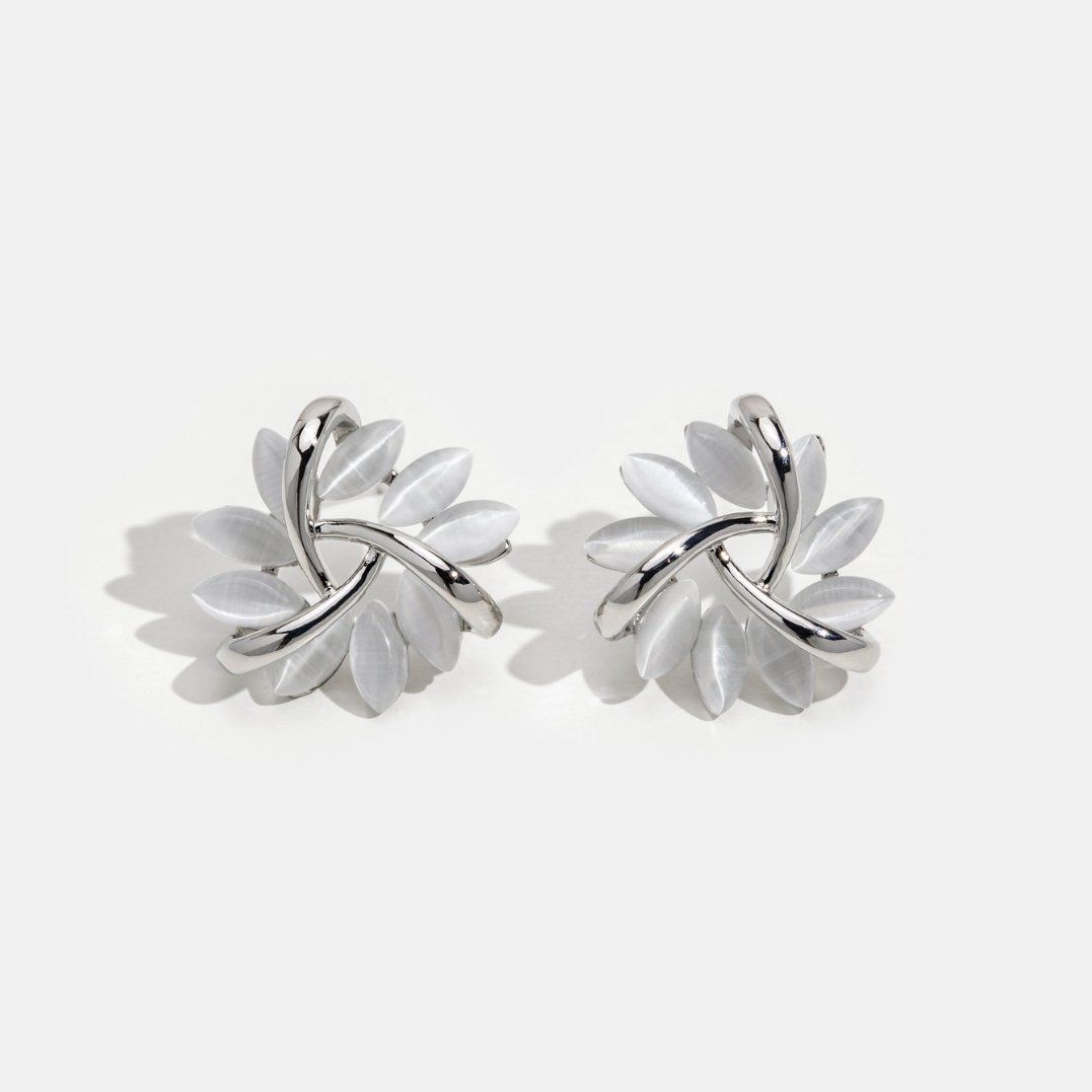 Élodie – Boucles d’oreilles en argent a forma di fiore.