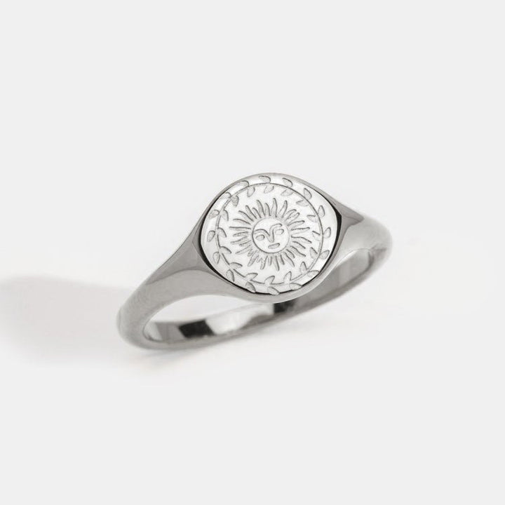 Bague en or pour le solstice d'été